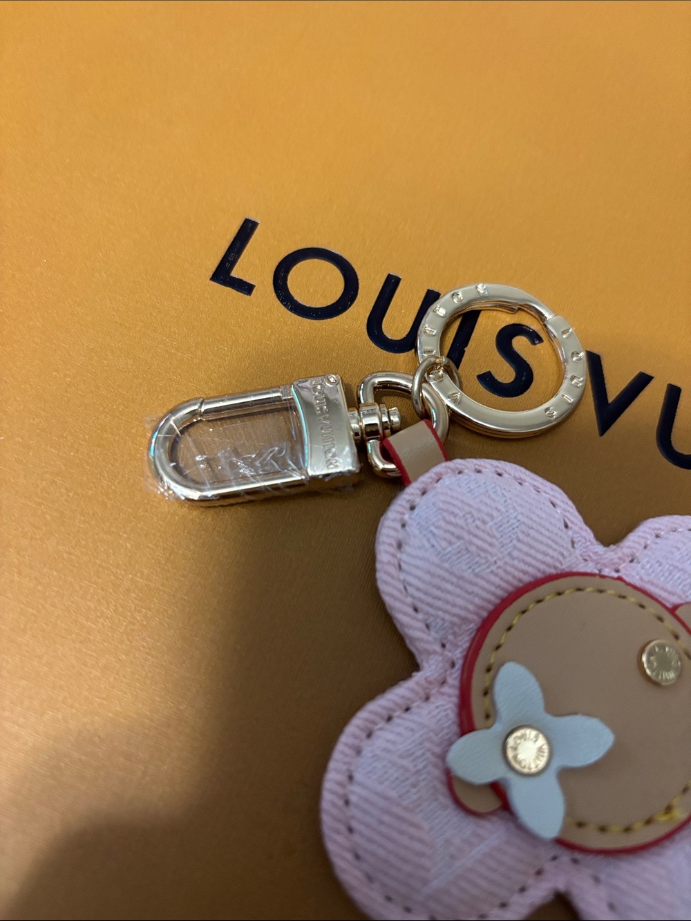 Louis Vuitton Pink and Beige Floral Key Ring Charm with Gold Hardware - Picture 2 of 4